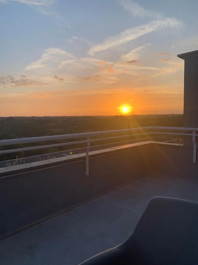 Penthouse Aureliana Attico Con Piscina A Roma Apartment