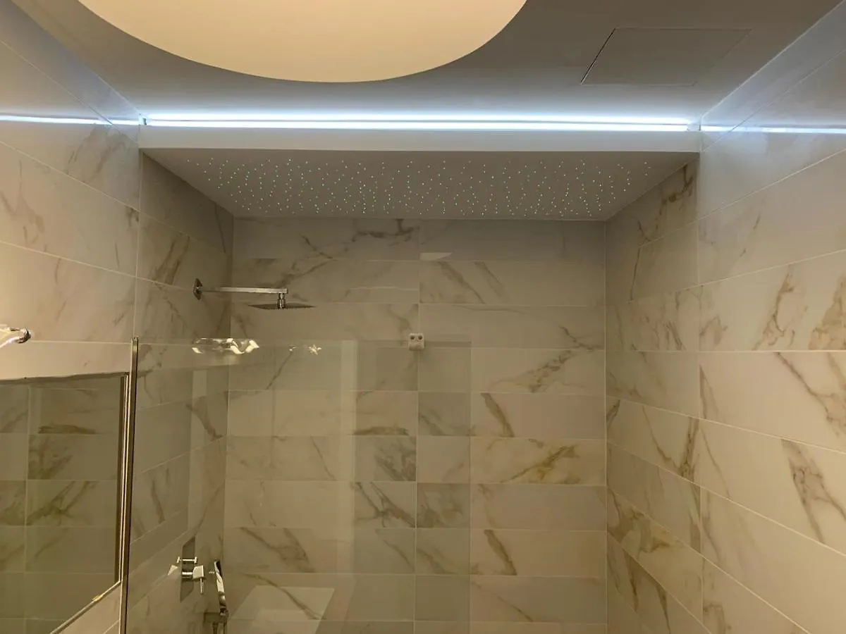 Penthouse Aureliana Attico Con Piscina A Roma Apartment